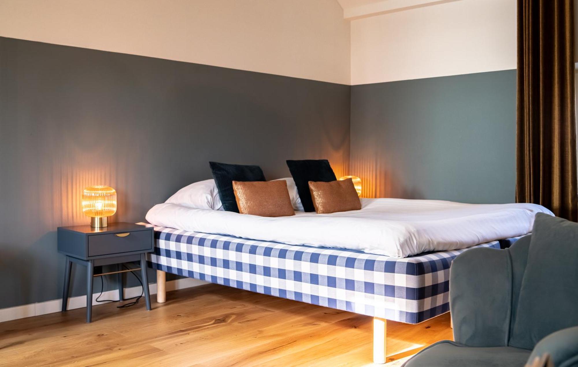 Maas Suites Lanaken Bagian luar foto