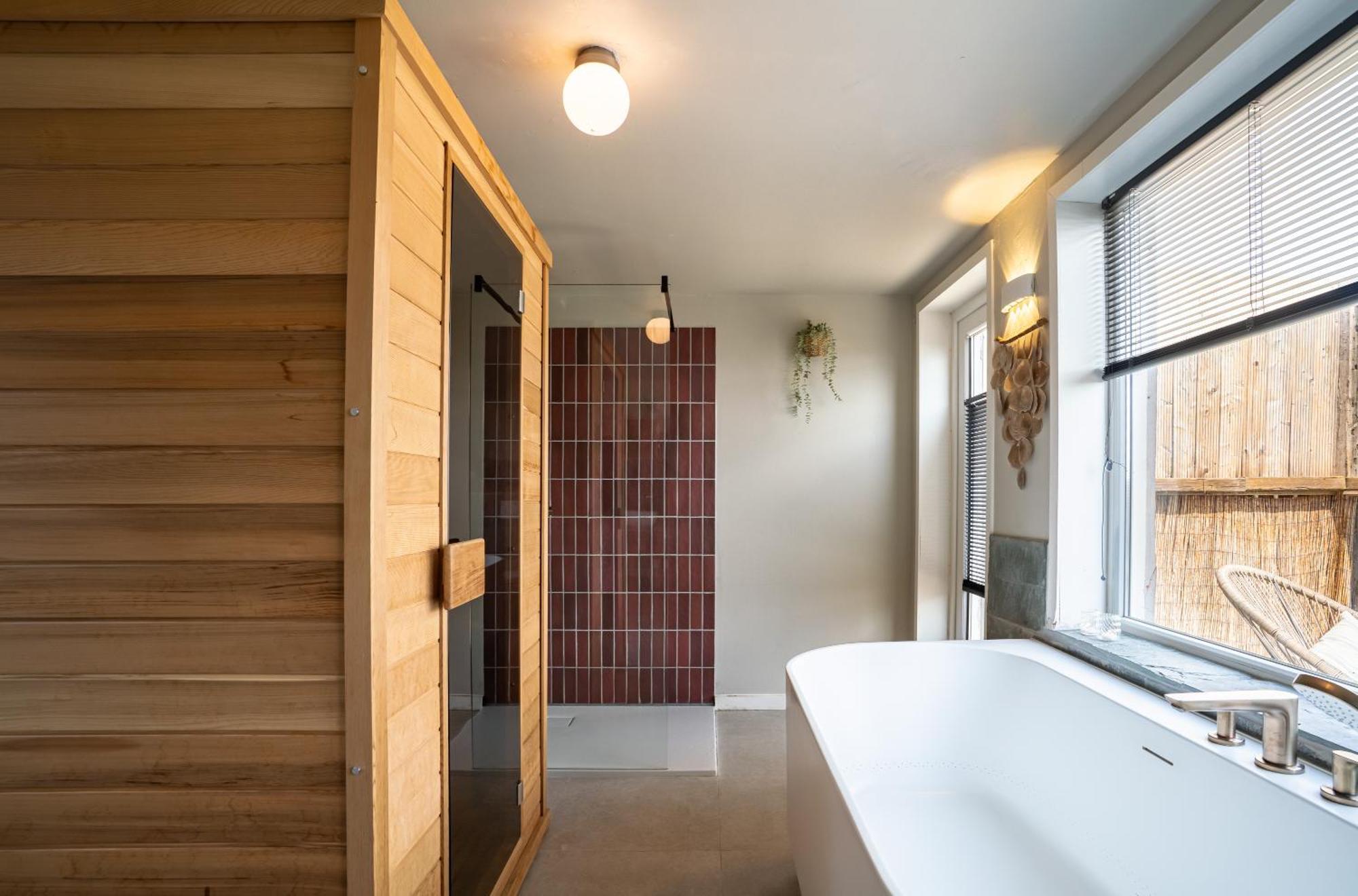 Maas Suites Lanaken Bagian luar foto